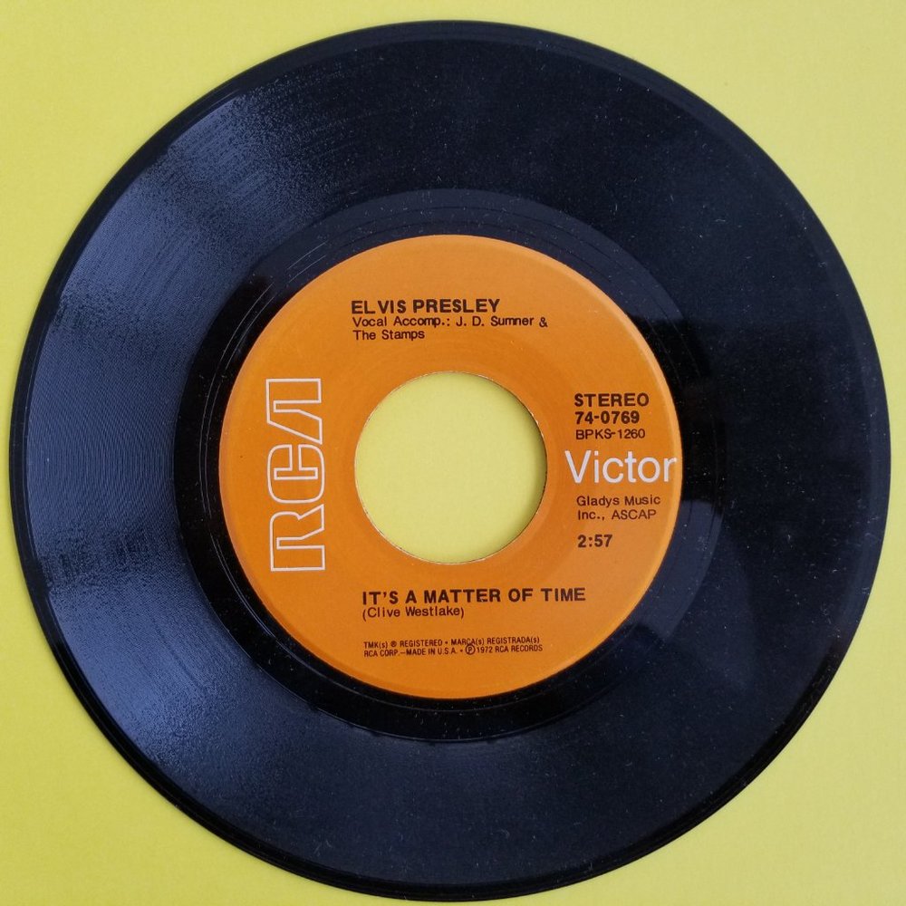 2 Vintage Elvis Presley RCA Vinyl 45rpm Music Records - Picture 4 of 6